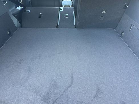 New 2026 Mercedes-Benz GLC 300 4MATIC image 15