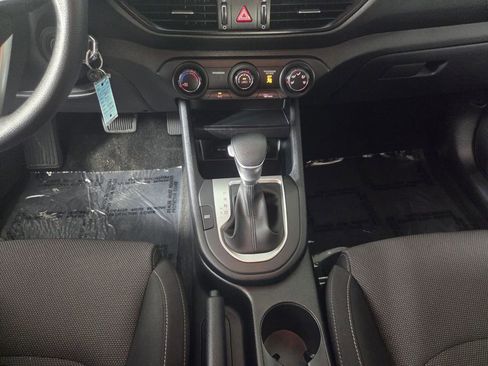 Used 2024 Kia Forte LXS w/ LXS Technology Package FWD image 14
