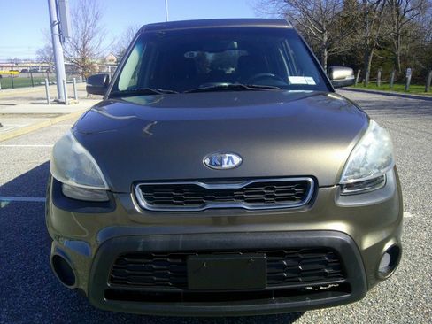 Used 2012 Kia Soul + image 14