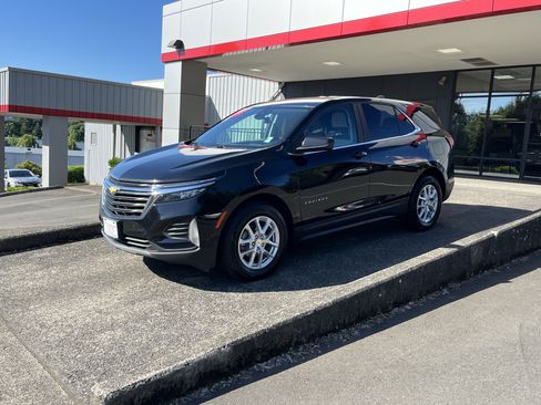 Used 2024 Chevrolet Equinox LT FWD image 4