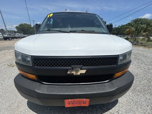 Used 2019 Chevrolet Express 2500 Extended w/ Driver Convenience Package RWD image 2