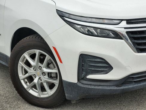 Used 2022 Chevrolet Equinox LS w/ LS Convenience Package FWD image 9