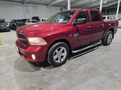 Used 2015 RAM 1500 Express image 2