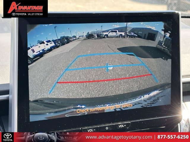 Certified 2026 Toyota Corolla SE w/ SE Package FWD image 30