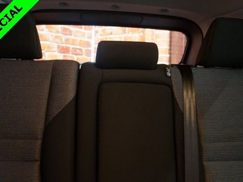 Used 2022 Nissan Rogue SV image 55