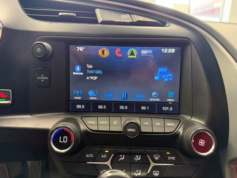 Used 2016 Chevrolet Corvette Stingray Coupe RWD image 43