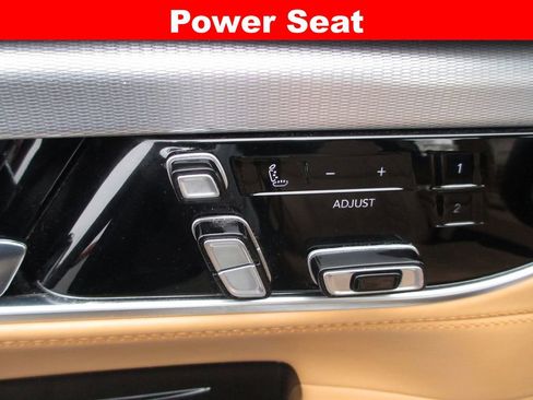 Used 2023 Jeep Grand Wagoneer L Series III w/ Rear Seat Video Group 1 image 29