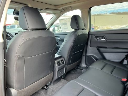 New 2026 Nissan Rogue SV image 29