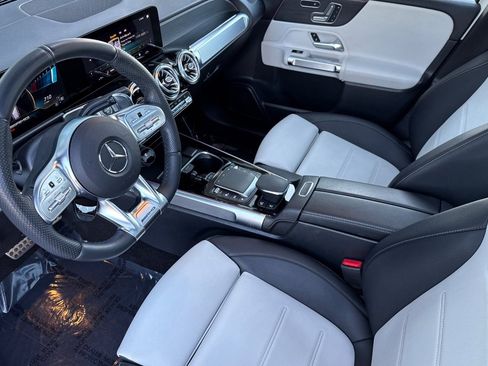 Certified 2022 Mercedes-Benz GLB 35 AMG GLB 35 AMG image 9