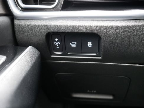 Certified 2025 Kia Sorento SX image 26