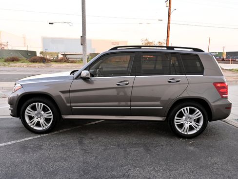 Used 2014 Mercedes-Benz GLK 350 2WD image 3