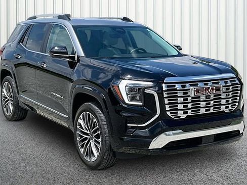 Used 2026 GMC Terrain Denali AWD/4WD image 1