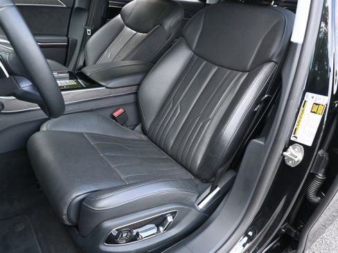 Used 2022 Audi A8 L 3.0T image 17