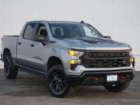New 2026 Chevrolet Silverado 1500 Custom Trail Boss AWD/4WD image 2