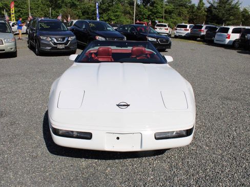 Used 1992 Chevrolet Corvette Convertible RWD image 3