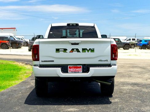 New 2026 RAM 3500 Laramie AWD/4WD image 7