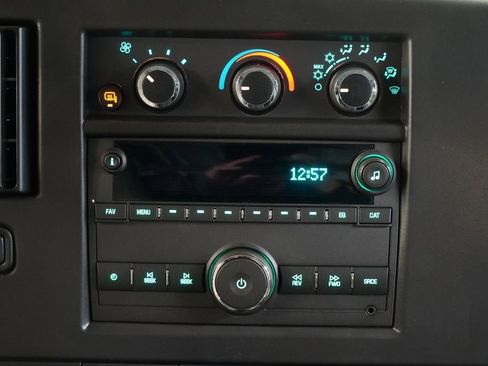 New 2026 Chevrolet Express 2500 RWD image 18