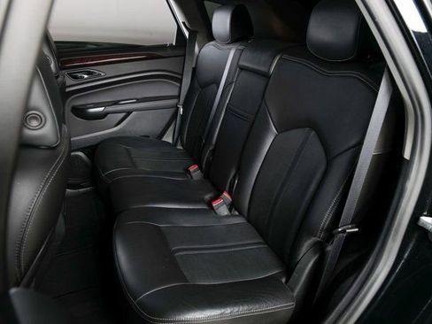 Used 2016 Cadillac SRX Luxury image 5