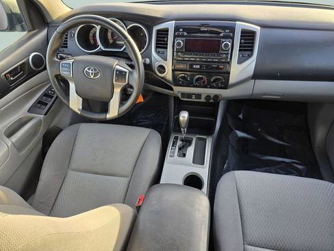 Used 2012 Toyota Tacoma 4x4 Double Cab w/ SR5 Pkg image 27