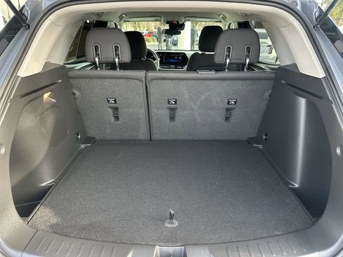 Used 2024 Chevrolet TrailBlazer LT image 32