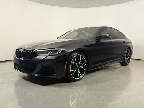 Used 2023 BMW 530i w/ M Sport Package RWD image 3