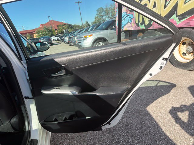 Used 2013 Toyota Camry SE FWD image 26