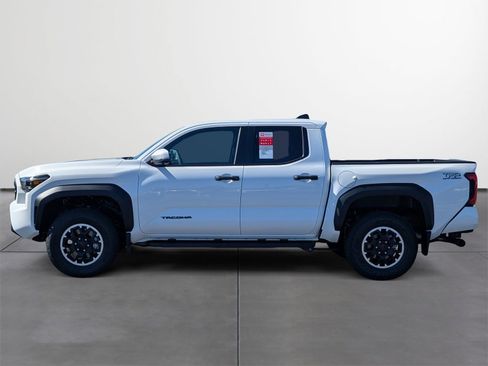 New 2025 Toyota Tacoma TRD Off-Road image 3