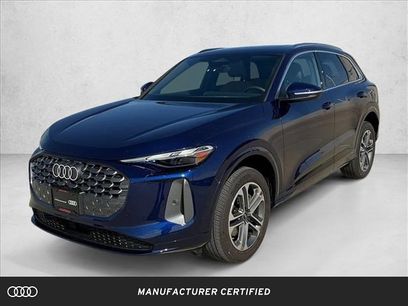 Used 2025 Audi Q5 Premium w/ Convenience Package