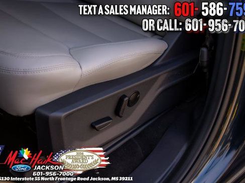 New 2026 Ford Expedition Active image 9