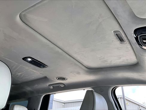 Used 2022 Hyundai Palisade Calligraphy image 13