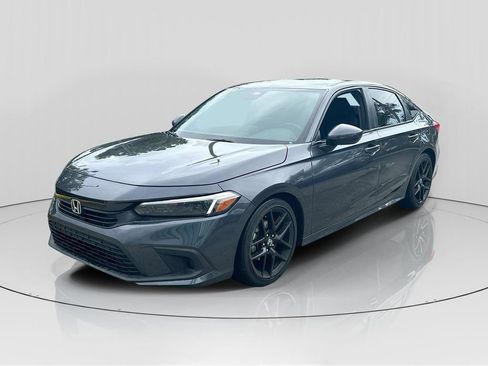 Used 2024 Honda Civic Sport image 3