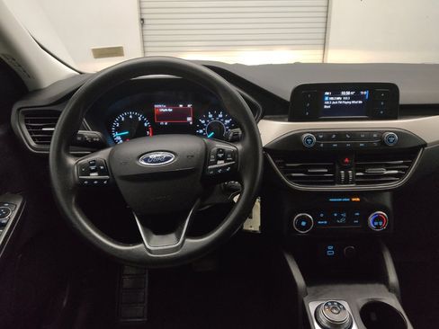 Used 2021 Ford Escape S image 22