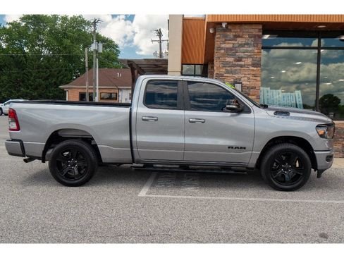 Used 2022 RAM 1500 Big Horn AWD/4WD image 2