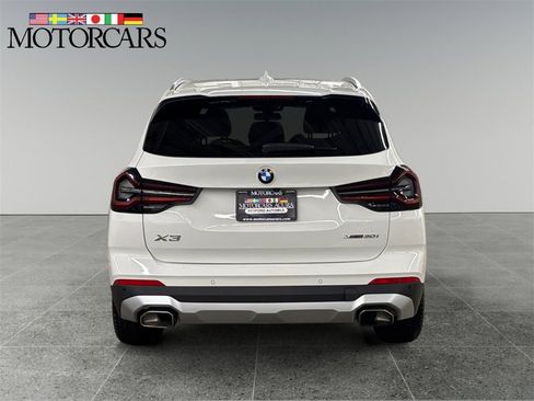 Used 2022 BMW X3 xDrive30i w/ Premium Package 2 image 4