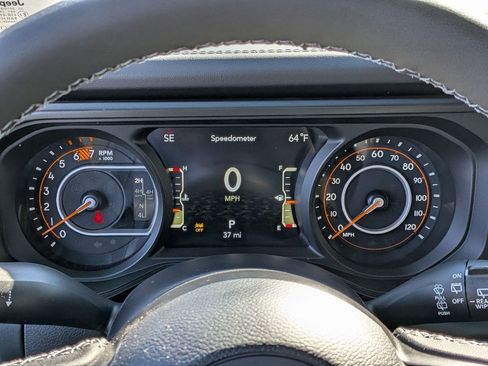 New 2026 Jeep Wrangler Unlimited Rubicon image 17