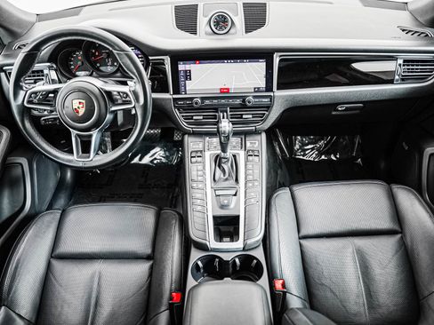Certified 2020 Porsche Macan AWD/4WD image 15