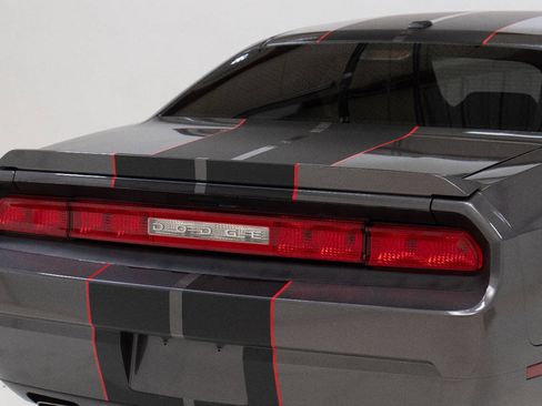 Used 2013 Dodge Challenger R/T image 14