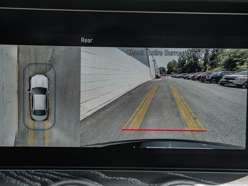 Used 2021 Mercedes-Benz E 450 4MATIC Sedan image 3