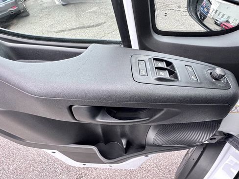 Used 2025 RAM ProMaster 2500 w/ Safety Group image 13