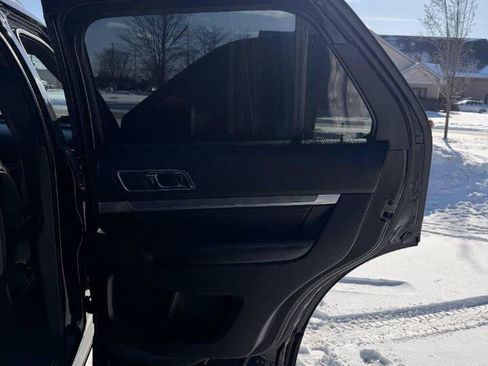 Used 2017 Ford Explorer Sport w/ Equipment Group 401A image 33