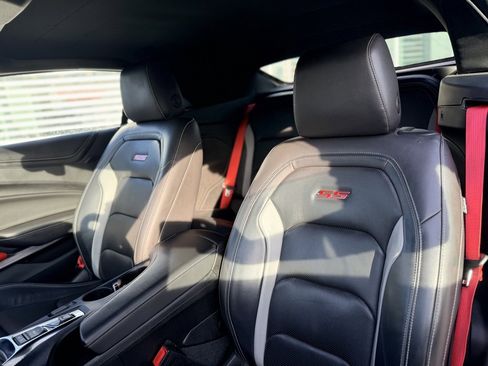 Used 2021 Chevrolet Camaro SS w/ Redline Edition image 10
