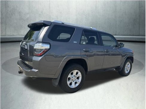 Used 2016 Toyota 4Runner SR5 Premium AWD/4WD image 6