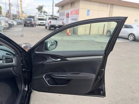 Used 2017 Honda Civic LX image 28