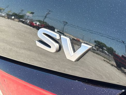 Used 2023 Nissan Altima 2.5 SV w/ SV Premium Package FWD image 10