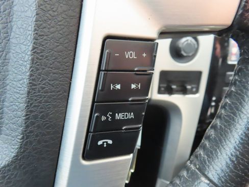 Used 2011 Ford F150 Platinum image 20