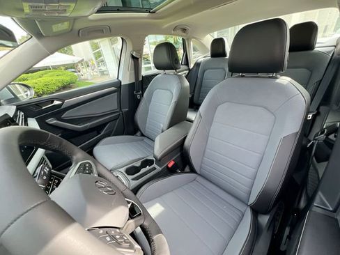 New 2025 Volkswagen Jetta SE image 11