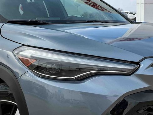 Used 2024 Toyota Corolla Cross XSE image 10