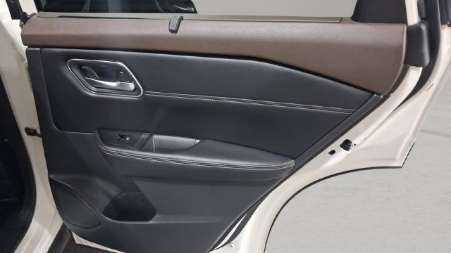 Used 2021 Nissan Rogue SV w/ Premium Package FWD image 21