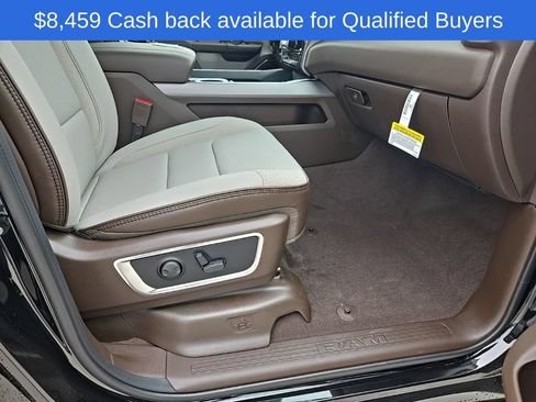 New 2026 RAM 1500 Laramie w/ Chrome Appearance Group AWD/4WD image 25