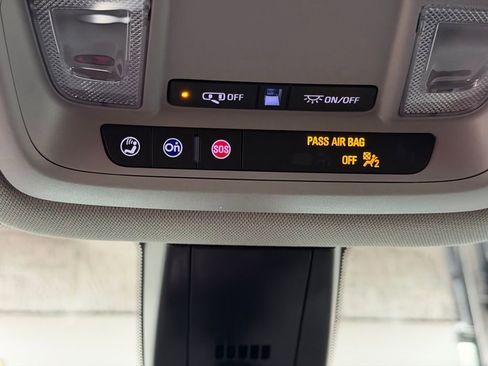 Certified 2023 GMC Acadia SLE w/ Driver Convenience Package image 35